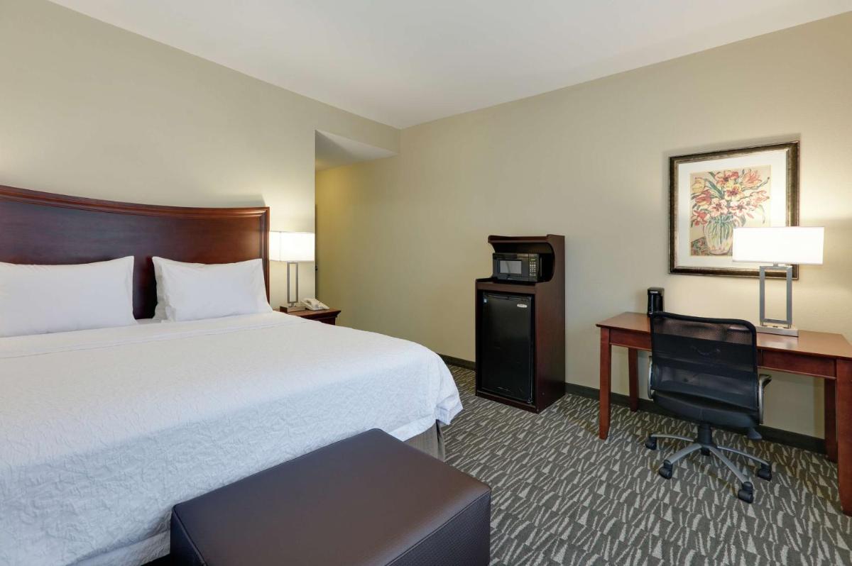 Popular attractions Area Nearby Property